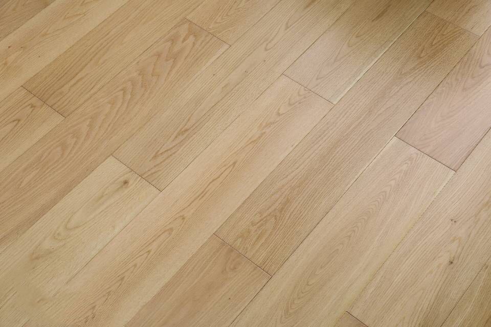 橡木仿古實(shí)木地板怎么樣？