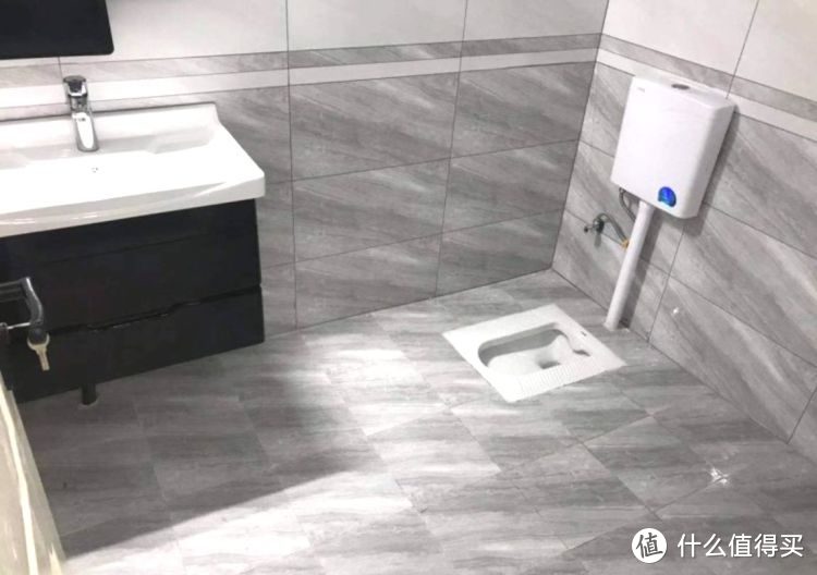 119㎡現(xiàn)代簡約三居室，20萬全包給熟人裝修，還沒開始入住先曬曬