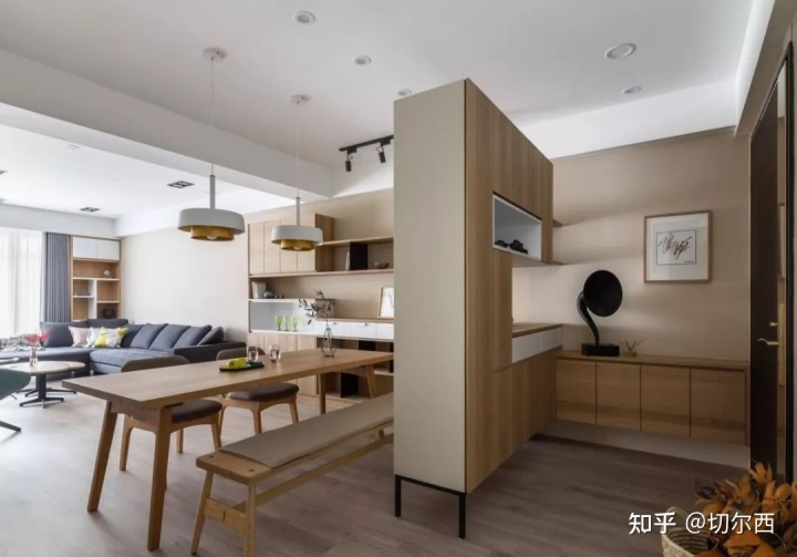 這樣設計玄關(guān)隔斷，即實用又美觀。