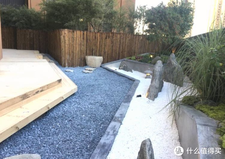 ?買低樓層82㎡新房，花25萬裝修，主要就為了這100㎡豪華大露臺