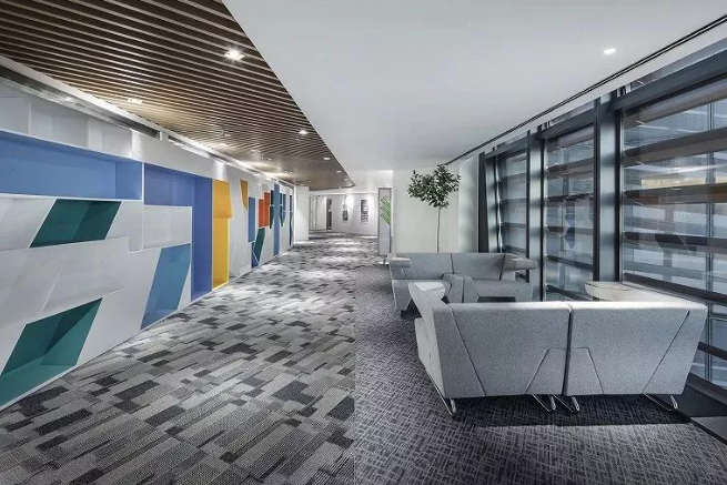 辦公室裝修哪個(gè)公司好？本地人必看