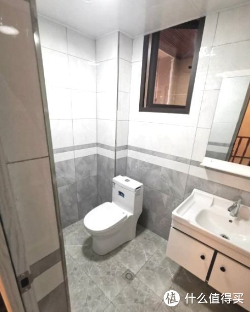 買不起別墅可以看看躍層，128㎡三室兩廳大躍層，堪稱空中別墅