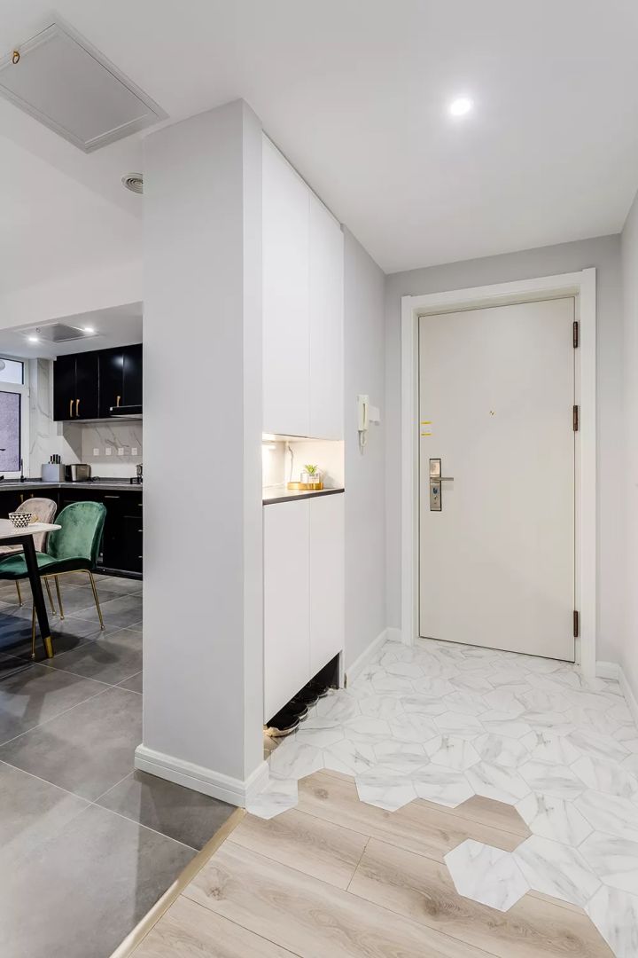 預(yù)算25萬，請問120平帶開放式廚房的現(xiàn)代簡約風(fēng)要如何設(shè)計？