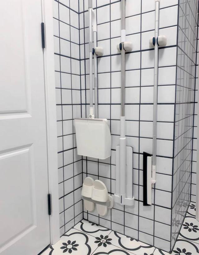 廁所裝修效果圖_130平米裝修效果圖 最精美的現代簡約裝修效果_廁所貼廣告效果