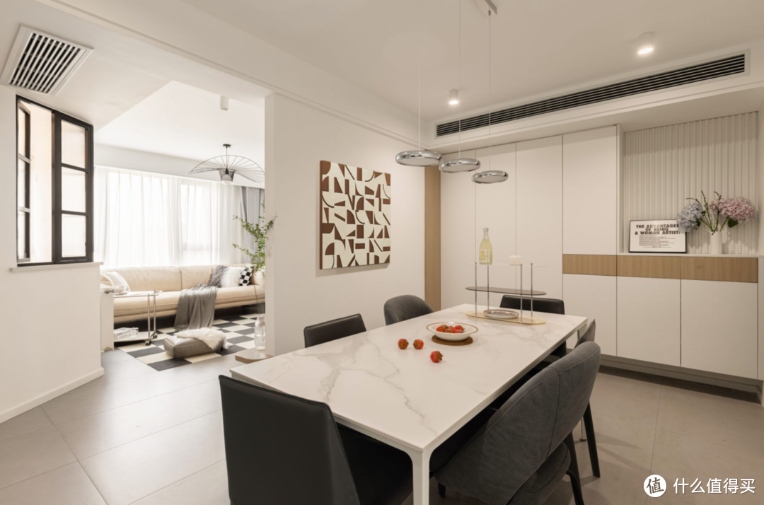 兩室改三室，單衛(wèi)改雙衛(wèi)，她家布局，說是“神設(shè)計(jì)”都不為過