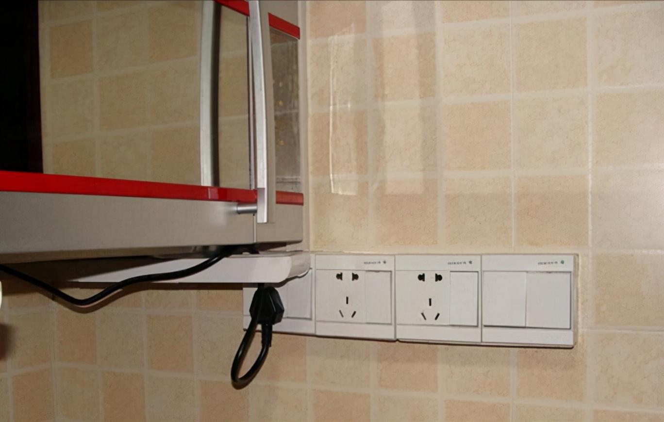 廚房裝修灶臺價格_廚房裝修價格_單獨(dú)裝修廚房價格