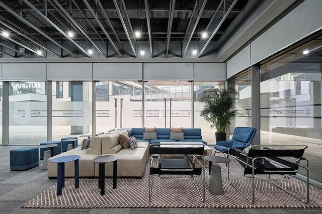 廚房裝修效果圖片_130平米裝修效果圖 最精美的現代簡約裝修效果_公司裝修效果圖