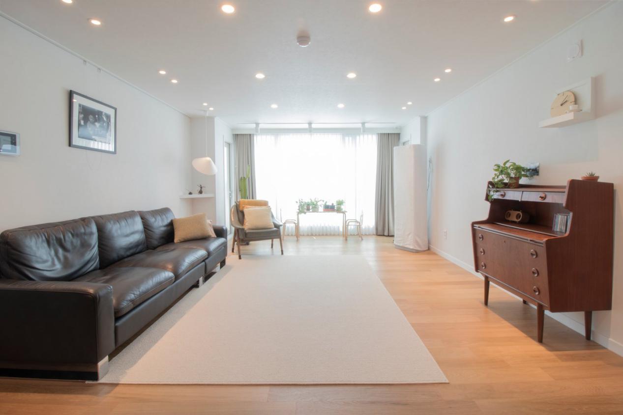 4室2廳132㎡極簡新家，打通陽臺廚房，三餐四季簡簡單單就是幸福