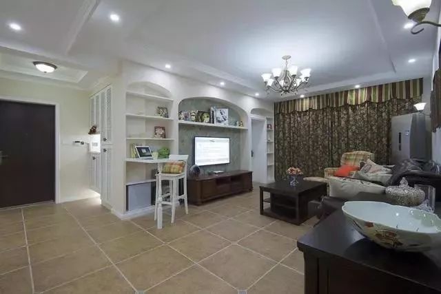 120平新房，忙活半年，終于裝修完畢，電視墻太個(gè)性漂亮！