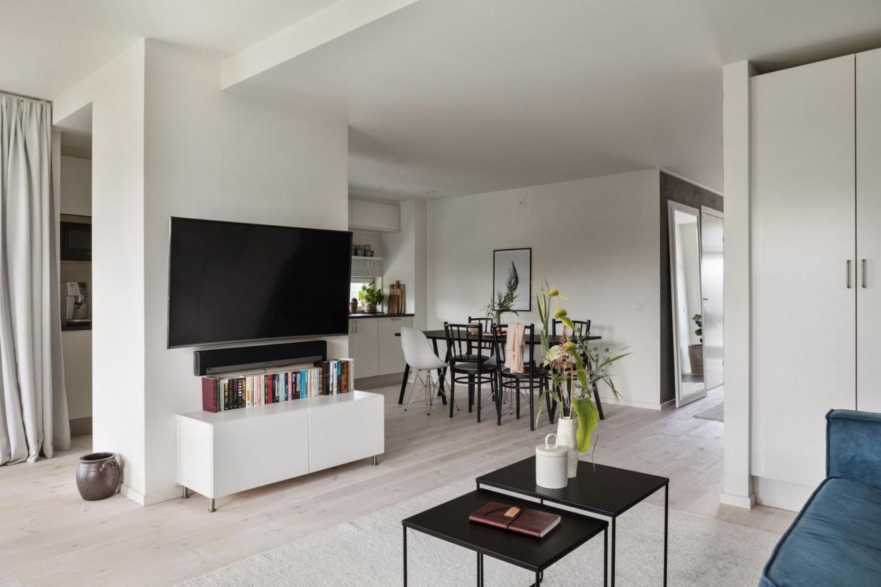 2022年這樣的裝修最吃香！餐廚一體特敞亮，只有80㎡誰(shuí)信？