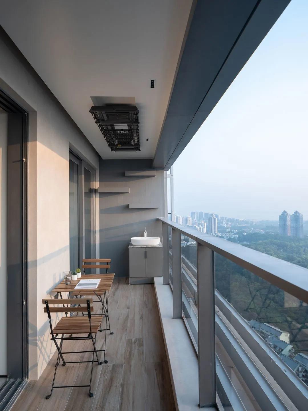 122㎡全屋高能：玄關(guān)收納/無吊頂/觀景陽臺，贊！