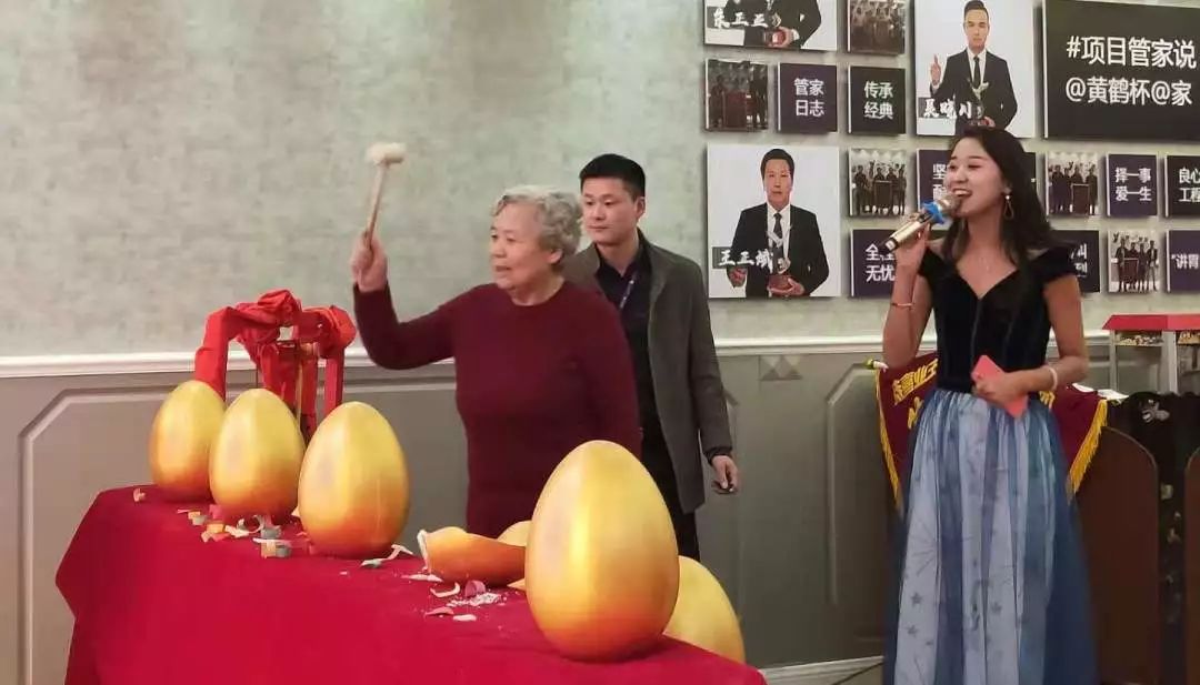 簡(jiǎn)歐風(fēng)格臥室裝修效果圖大全_小戶(hù)型地中海風(fēng)格裝修圖片大全_裝修風(fēng)格大全