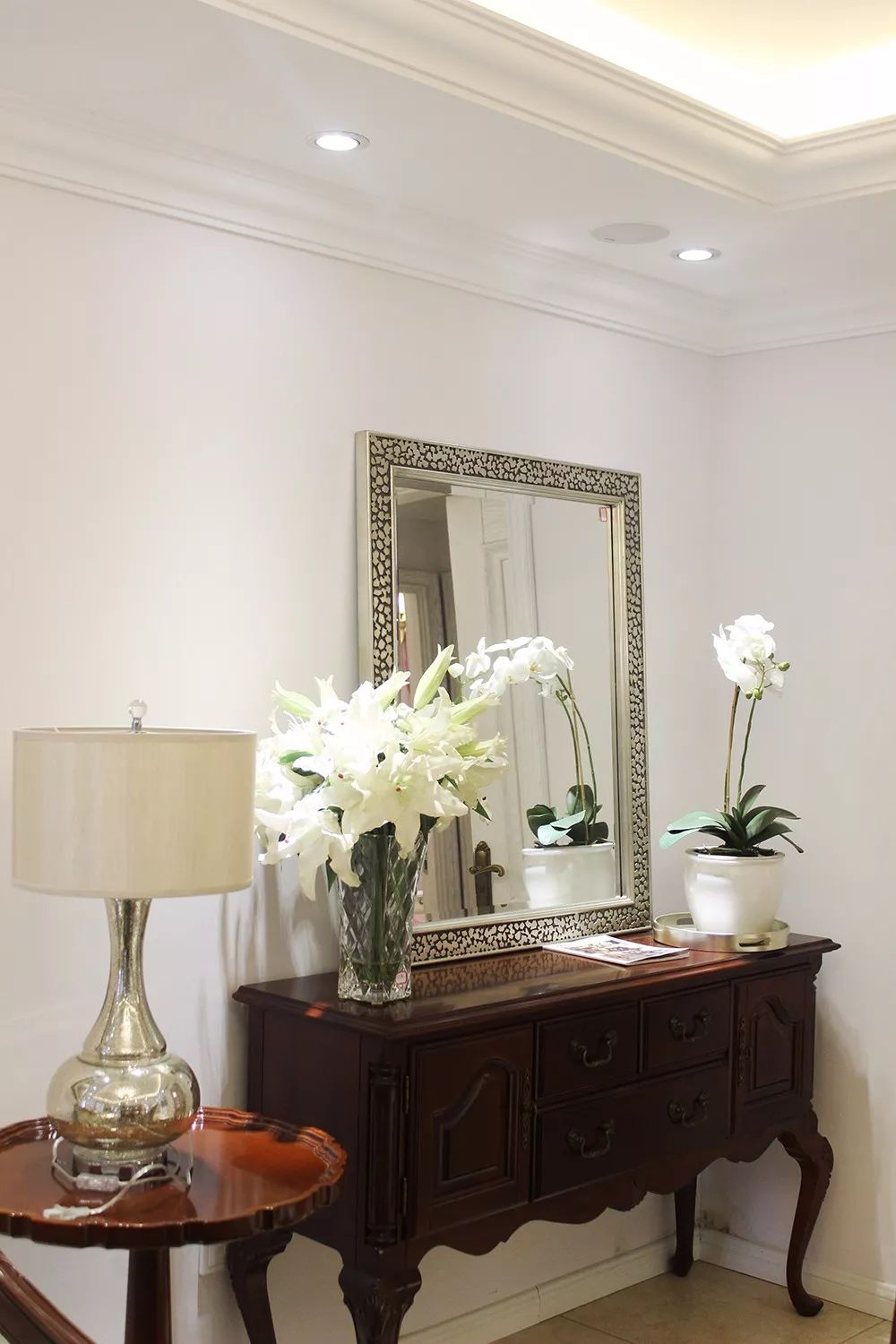 綠色裝修選材設(shè)計500問居室細節(jié)設(shè)計_門廳過道裝修與風(fēng)水設(shè)計_青島裝修設(shè)計