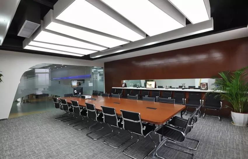 辦公室工作的重點_集團辦公室設計任務書_鄭州辦公室裝修