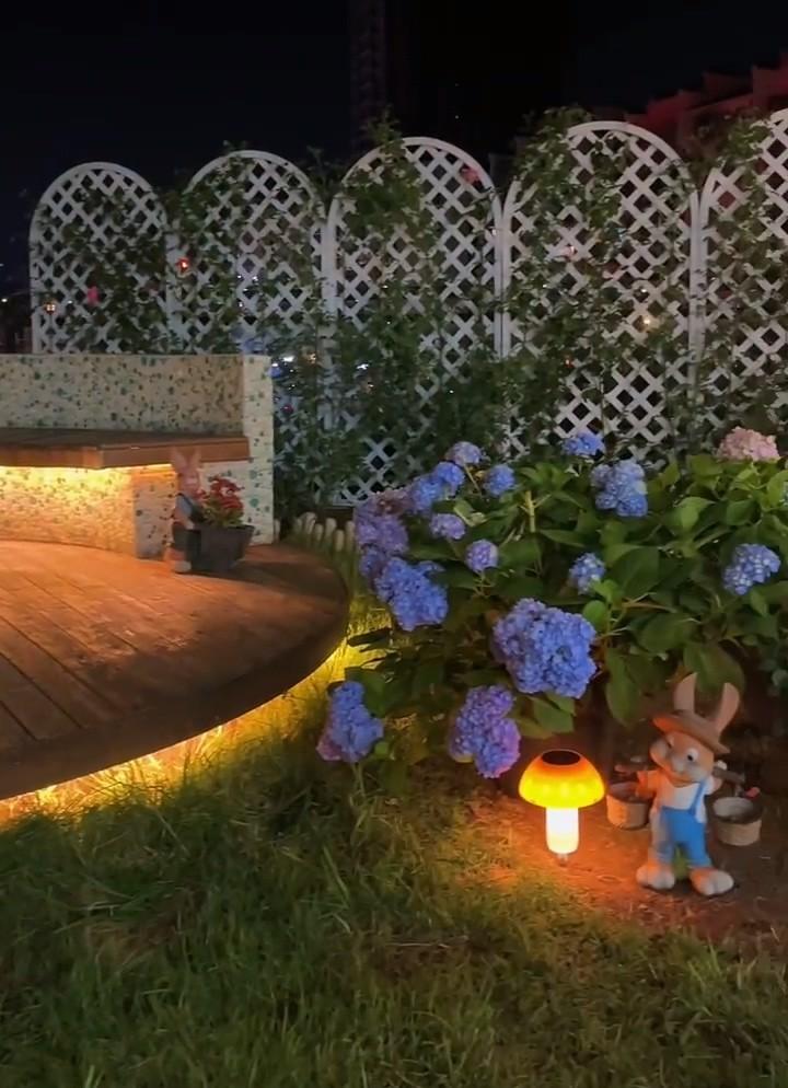 都說(shuō)一樓不能要，我多花10萬(wàn)買(mǎi)了一樓帶院，改造成花園后人人羨慕