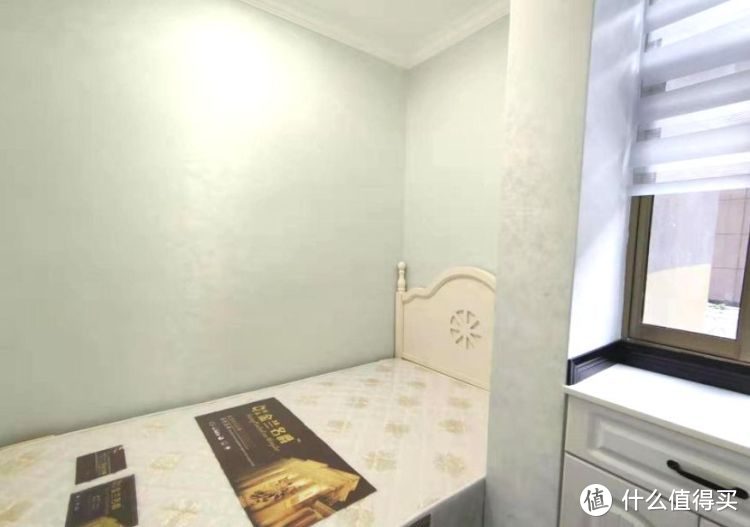 擠破頭買(mǎi)了這套100㎡小三房，送超大平臺(tái)花園，比房子大了一倍